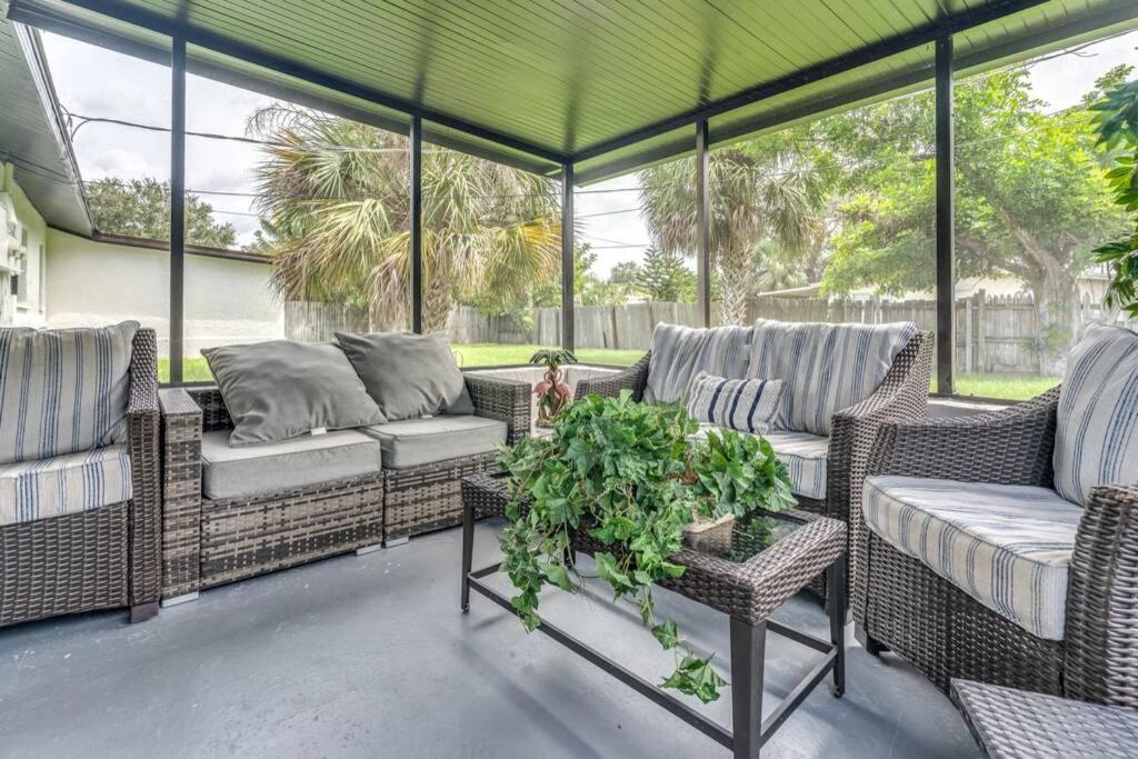Cortez Gardens Cottage 15, Renovated And Close To Beach, 3-Bed, 2-Bath 10 People Bradenton Buitenkant foto