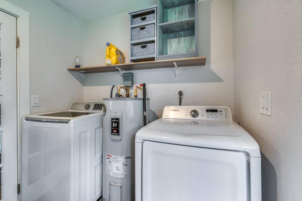 Cortez Gardens Cottage 15, Renovated And Close To Beach, 3-Bed, 2-Bath 10 People Bradenton Buitenkant foto